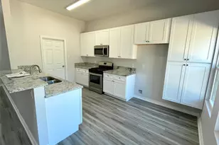 2352 Cedar Pl Dr Dr, Conroe, TX 77306 - Photo 7