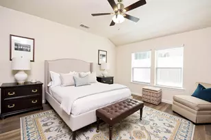 13010 Cherton Ct, Houston, TX 77045 - Photo 19