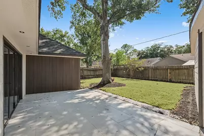 2807 Shadowdale Drive, Houston, TX 77043 - Photo 39
