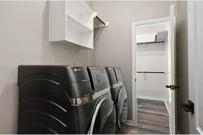 3037 Broadhaven Drive, Texas City, TX 77568 - Photo 25