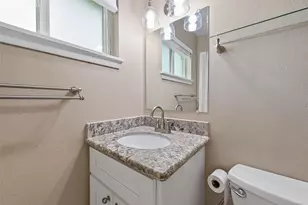 12002 Hillcroft Ave, Houston, TX 77035 - Photo 21