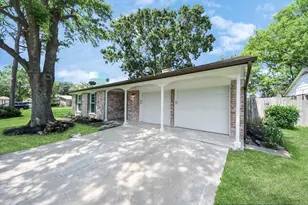10602 Raydell Dr, Houston, TX 77031 - Photo 1