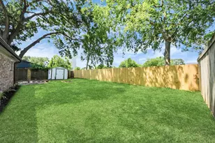 10602 Raydell Dr, Houston, TX 77031 - Photo 25