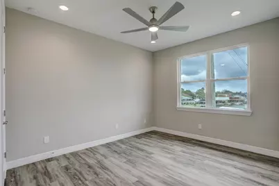 502 Amalfi Drive, Kemah, TX 77565 - Photo 21