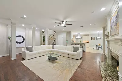 15431 Greens Cove Way, Houston, TX 77059 - Photo 9