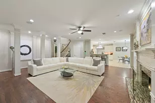 15431 Greens Cove Way, Houston, TX 77059 - Photo 9