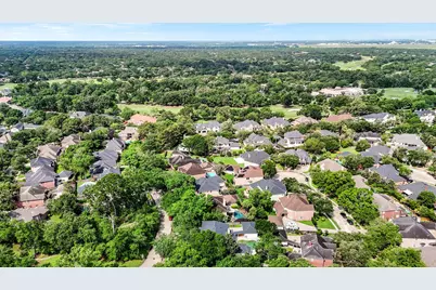 15431 Greens Cove Way, Houston, TX 77059 - Photo 47