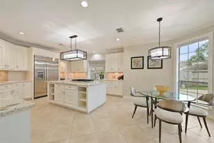 15431 Greens Cove Way, Houston, TX 77059 - Photo 13