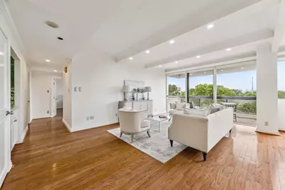 49 Briar Hollow Lane #504, Houston, TX 77027 - Photo 3