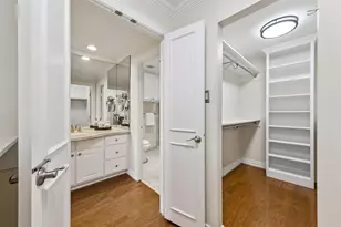 49 Briar Hollow Ln, Houston, TX 77027 - Photo 19