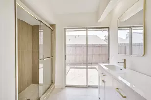 1710 Linfield Way, Houston, TX 77058 - Photo 25