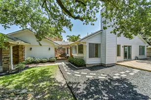 1710 Linfield Way, Houston, TX 77058 - Photo 1
