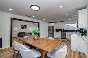 17114 Barcelona Dr, Friendswood, TX 77546 - Photo 9