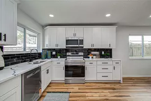 17114 Barcelona Dr, Friendswood, TX 77546 - Photo 13