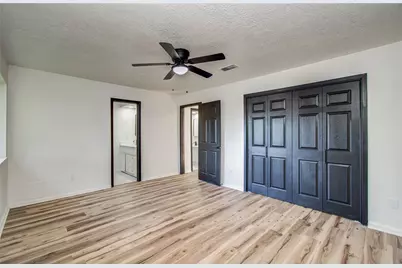 17114 Barcelona Drive, Friendswood, TX 77546 - Photo 27