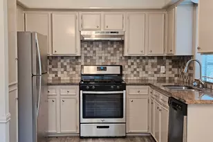 80 Fallenstone Dr, The Woodlands, TX 77381 - Photo 5