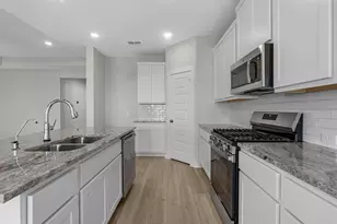 21802 Yellow Sunset Ln, Cypress, TX 77433 - Photo 3