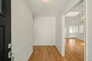 8851 Larston St, Houston, TX 77055 - Photo 9