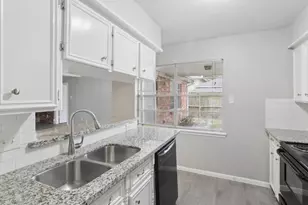 3215 Palm Desert Ln, Missouri City, TX 77459 - Photo 37