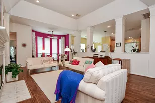 1211 Magnolia Woods Ct, Sugar Land, TX 77479 - Photo 9