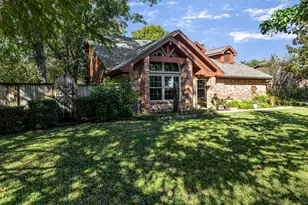 2634 Woodwick Dr, Sugar Land, TX 77479 - Photo 3
