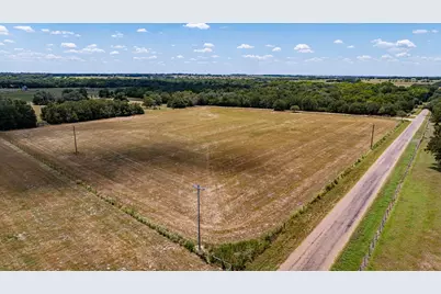 2210 Hermis Road, Schulenburg, TX 78956 - Photo 5