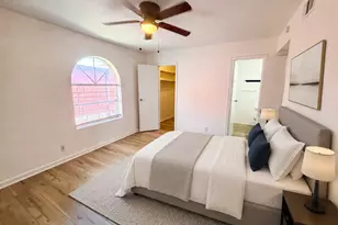 11002 Hammerly Blvd, Houston, TX 77043 - Photo 11
