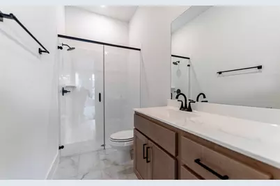 707 Western Holly, League City, TX 77573 - Photo 17