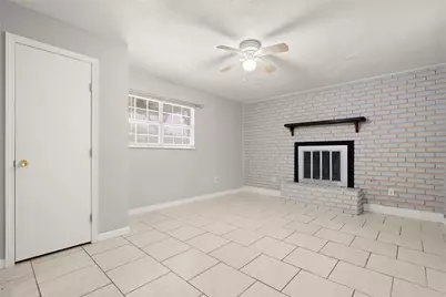 907 Northbend Drive, Baytown, TX 77521 - Photo 15