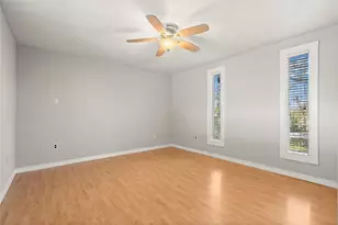 907 Northbend Dr, Baytown, TX 77521 - Photo 19