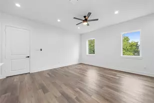 955 Elkhart St, Houston, TX 77091 - Photo 25