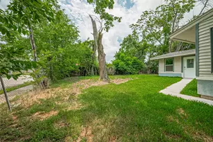 6058 Lyndhurst Dr, Houston, TX 77033 - Photo 49