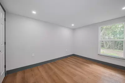 6058 Lyndhurst Drive, Houston, TX 77033 - Photo 33