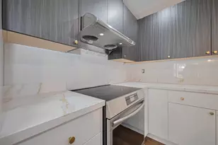 6058 Lyndhurst Dr, Houston, TX 77033 - Photo 15