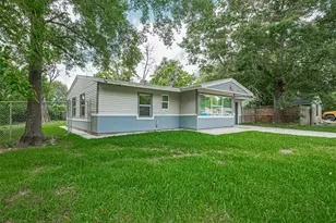 6058 Lyndhurst Dr, Houston, TX 77033 - Photo 1