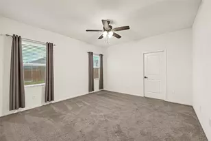 7311 Roseshine Dr, Houston, TX 77049 - Photo 15