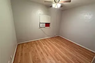 4214 Kinne St, Bacliff, TX 77518 - Photo 5