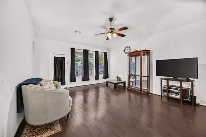 16648 Conner Creek Lane, Houston, TX 77044 - Photo 5