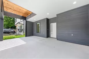 1275 Dewalt St, Houston, TX 77088 - Photo 33