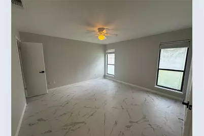 2218 S Ferrisburg Court, Sugar Land, TX 77478 - Photo 7