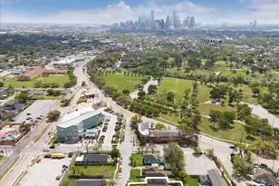 3605 Billingsley St, Houston, TX 77009 - Photo 19