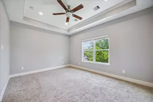3605 Billingsley St, Houston, TX 77009 - Photo 9