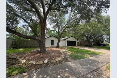 1204 Osborne Drive, Friendswood, TX 77546 - Photo 3