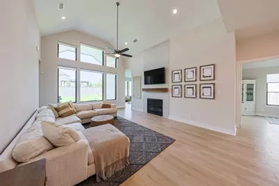 26951 Longwood Ledge Drive, The Woodlands, TX 77389 - Photo 7