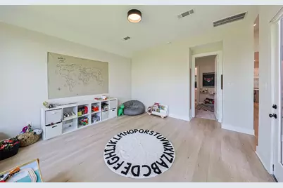 26951 Longwood Ledge Drive, The Woodlands, TX 77389 - Photo 17