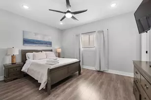 991 Seadrift Dr, Port Bolivar, TX 77650 - Photo 25