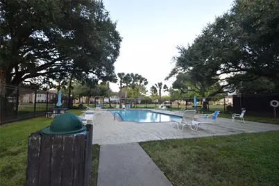 14239 Misty Meadow Lane, Houston, TX 77079 - Photo 23