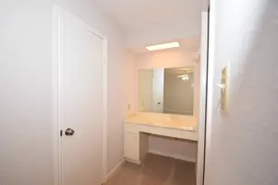 14239 Misty Meadow Ln, Houston, TX 77079 - Photo 17