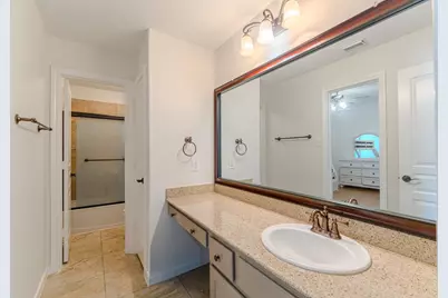 7 Stickley Court, The Woodlands, TX 77382 - Photo 23