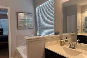 311 Shiraz Dr, Alvin, TX 77511 - Photo 31